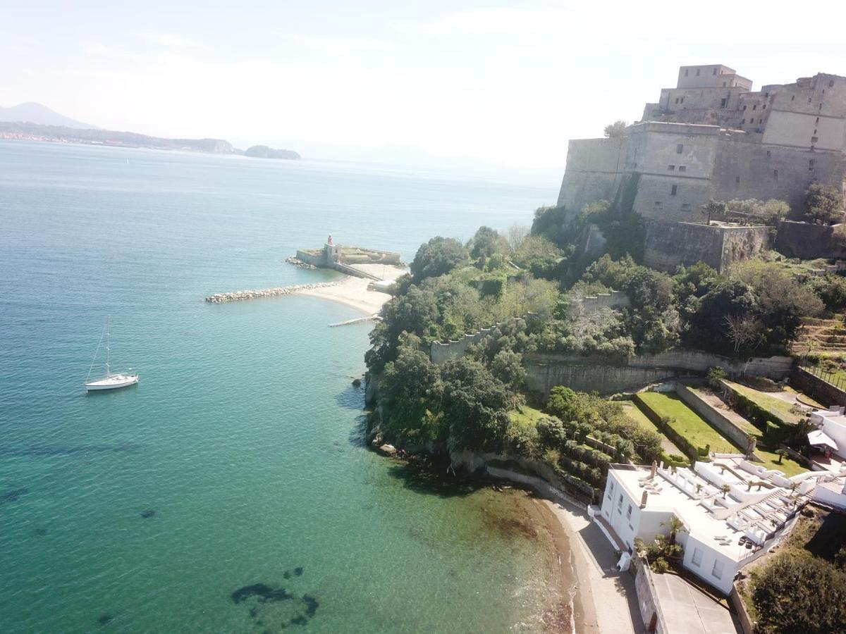 Castello Apartment Bacoli Bagian luar foto