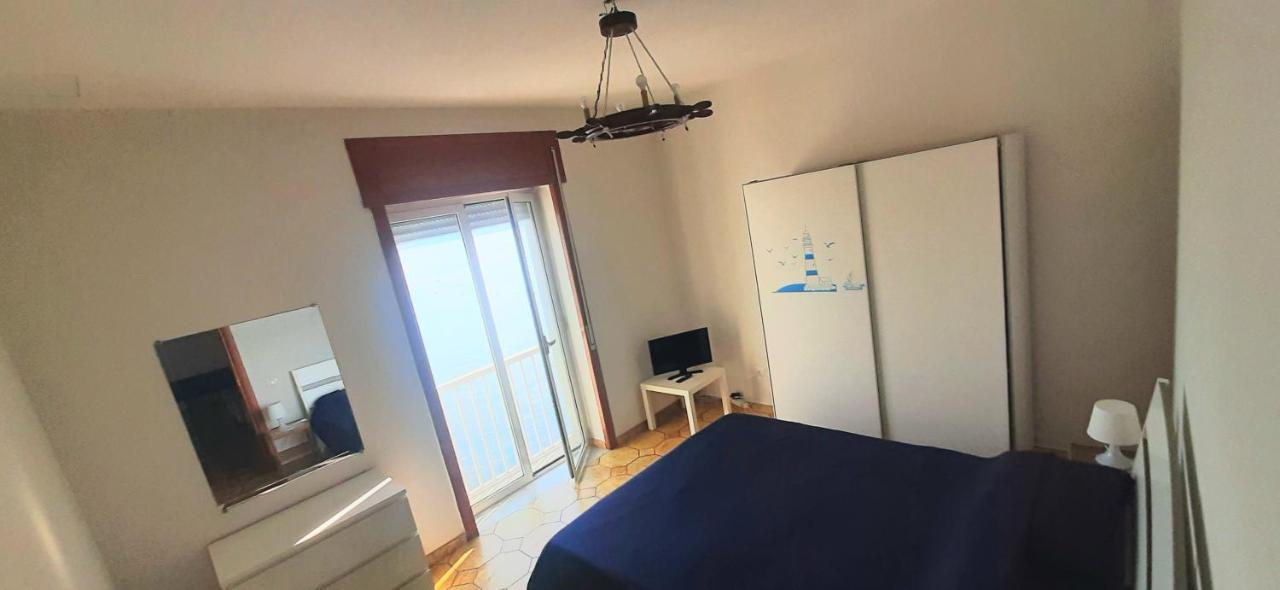 Castello Apartment Bacoli Bagian luar foto